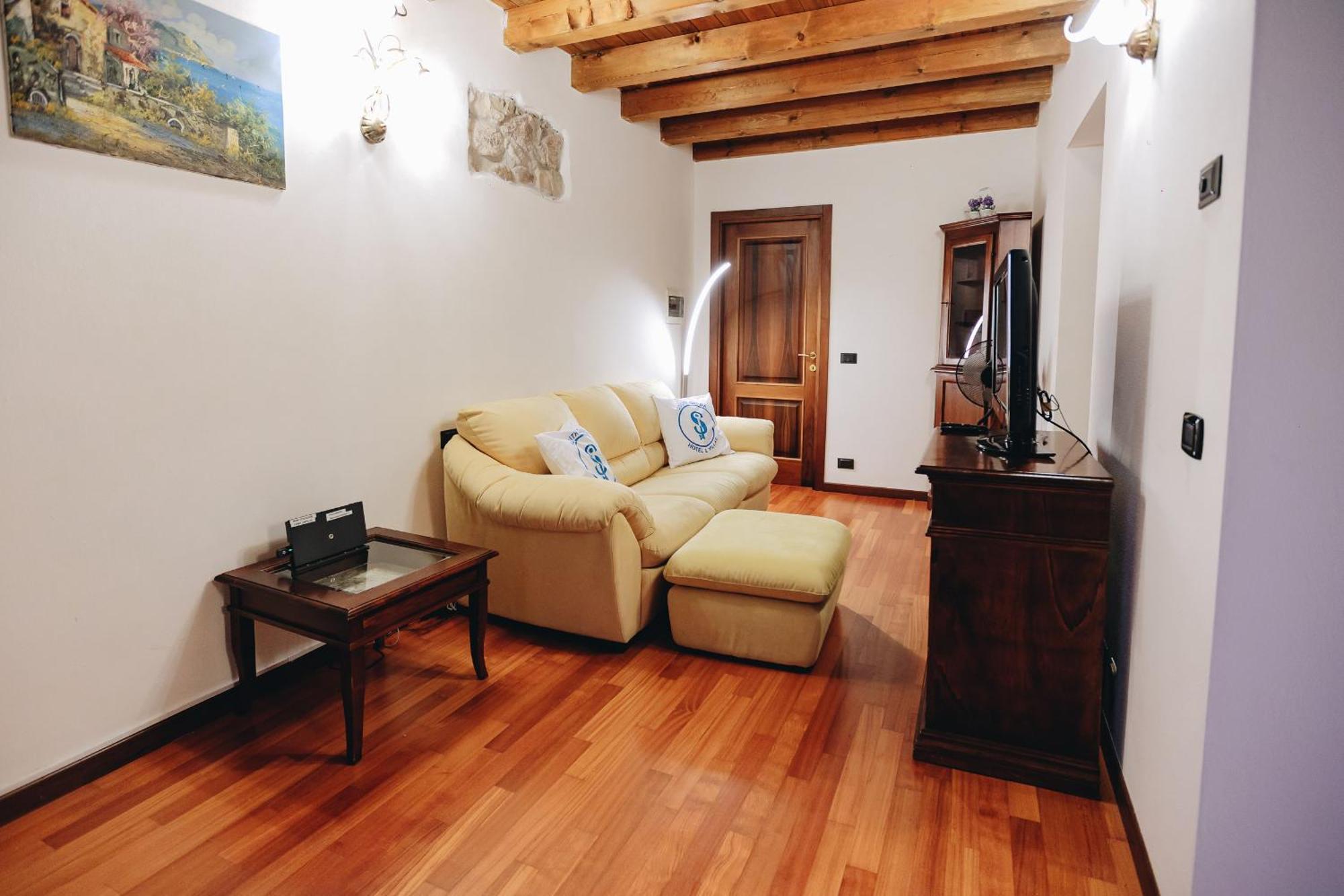 Sg Family - Arilica Loft Appartement Peschiera del Garda